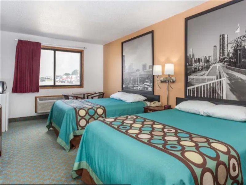 Super 8 By Wyndham Bourbonnais/Kankakee Area Exterior photo