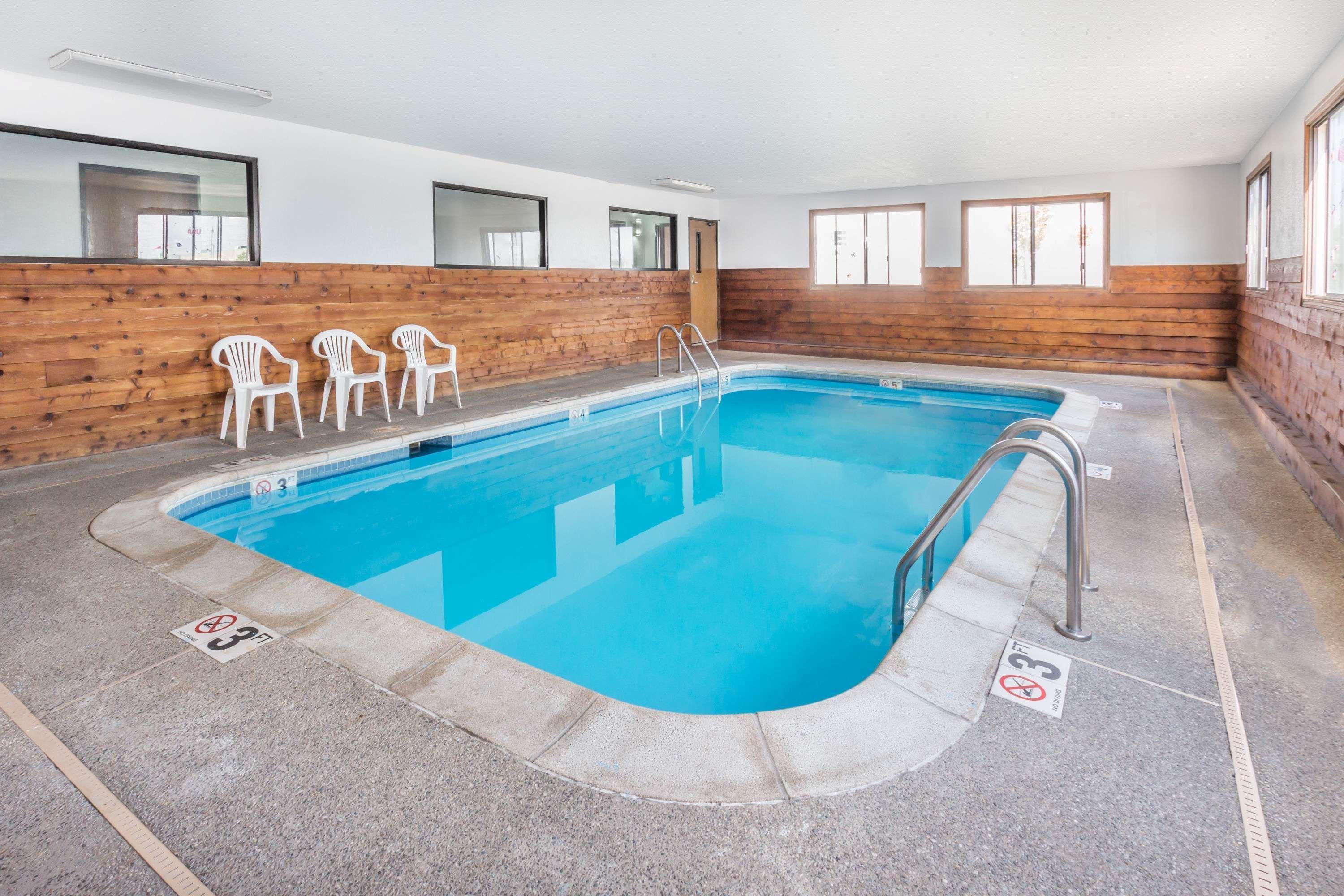 Super 8 By Wyndham Bourbonnais/Kankakee Area Exterior photo